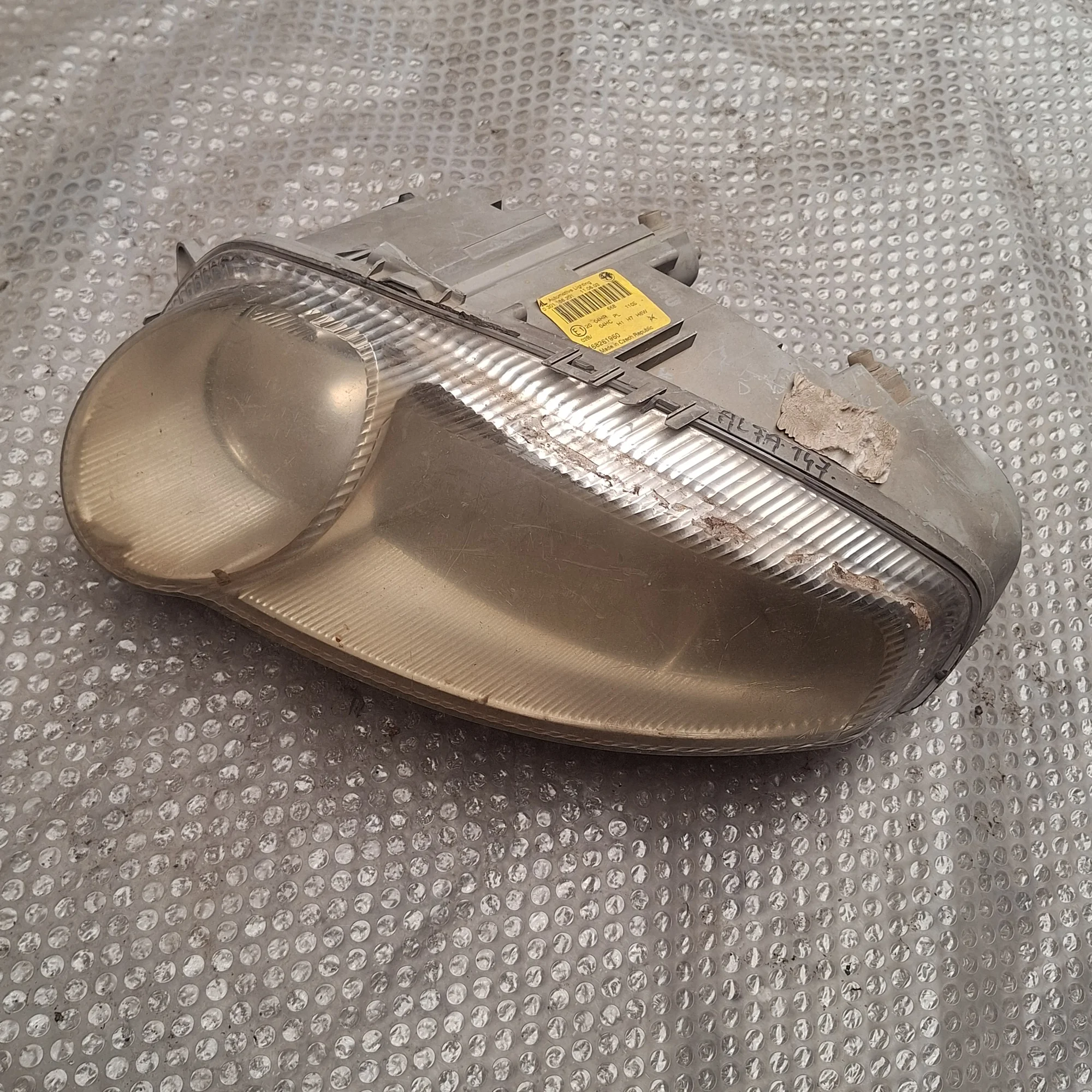 Far stanga Alfa Romeo 147 2000-2010