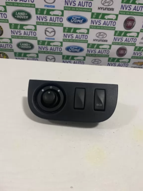Buton Reglaj Oglinzi Electrice Dacia Sandero 2 An 2017 255704649r cod 255704649R
