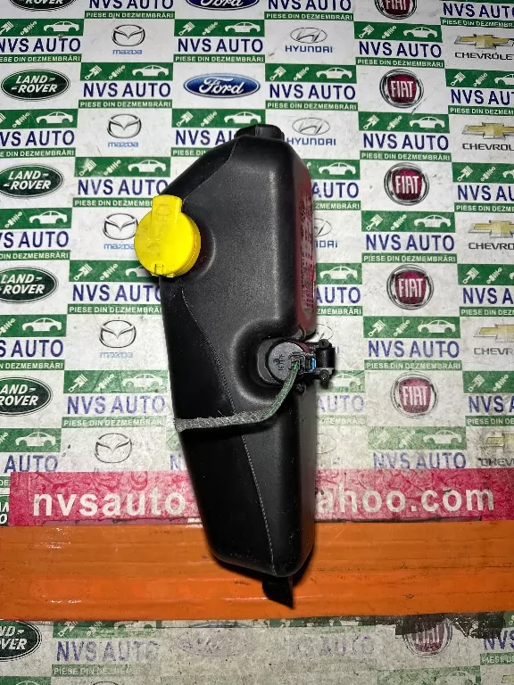Vas Lichid Parbriz Dacia Sandero 2017 0 9tce 289104583ra 289100774r cod 0.9TCE, 289104583RA, 289100774R