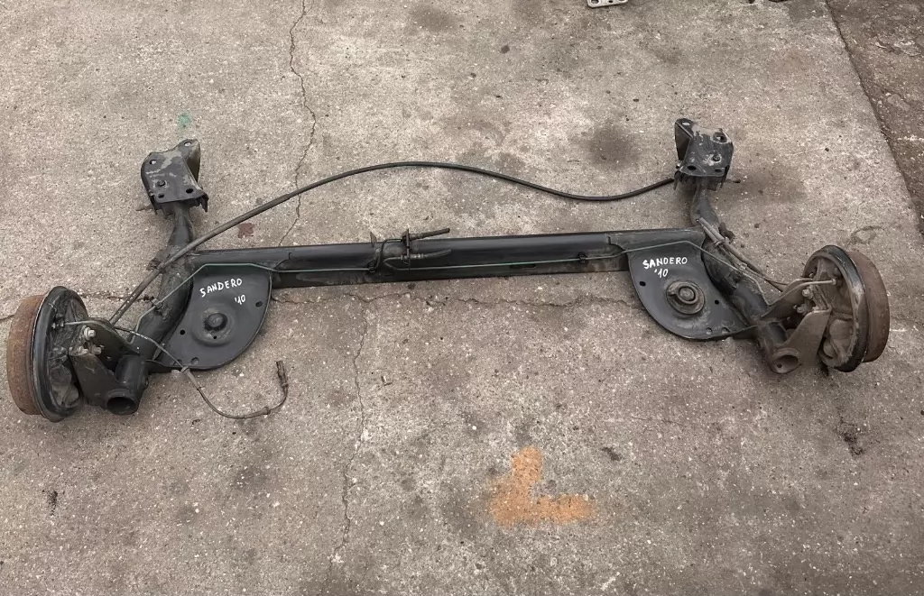 Punte Spate Dacia Sandero An 2010