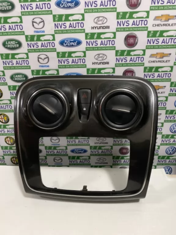 Rama Navigatie Dacia Sandero 2 682607123r 682602432r cod 682607123R, 682602432R