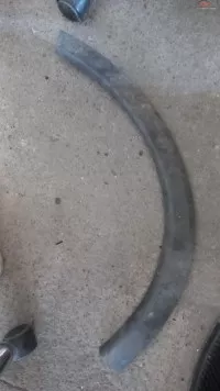 Bandou Aripa Stanga Fata Opel Corsa C Cod 09114739 