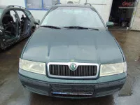 Dezmembram Skoda Octavia 1 1 6 Benz 8v Tip Motor Avu An Fabricatie 2002 