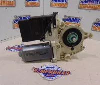 Motoras Macara Spate Dreapta Avand Codul 1k0959703p Pentru Vw Golf 5 