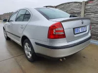 Dezmembrez Skoda Octavia hatchback din 2008