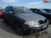 Vindem tapiterie plafon skoda octavia scout 2 2 0tdi bmm 4x4 cu garantie din 