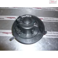 Motoras Ventilator Bord 1k2819015 Volkswagen Touran 1t1 Mpv 4+1 Usi 2005 Piese auto în Biharia, Bihor Dezmembrari
