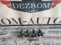 Set 4 Injectoare Vw Golf 4 1 6i 102 Cai Motor Avu Cod Piesa 037906031al 