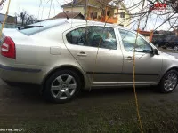 Vand usa dreapta spate pentru skoda octavia 2 din 2004 pana in 2011 usa provine...