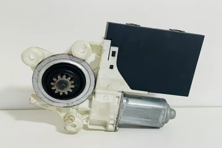 Motoras Macara Geam Dreapta Fata Volvo V50 [2003 2011] 