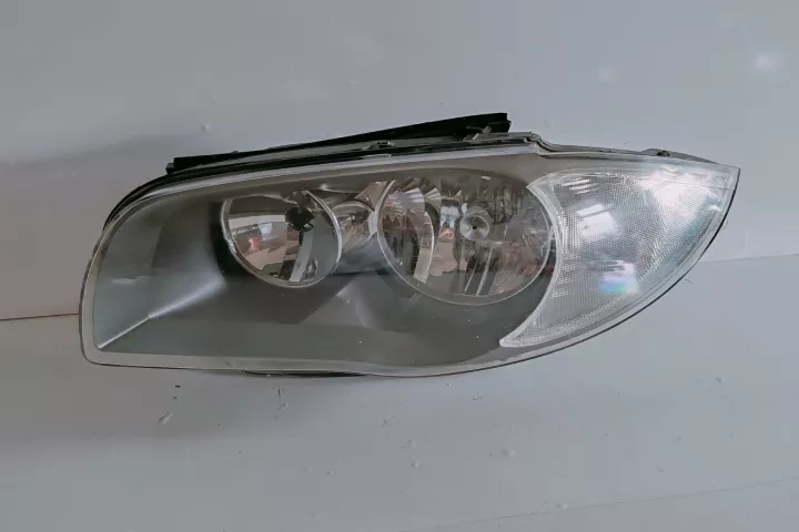 Far Stanga Cu Cleme Rupte Bmw Seria 1 E81 E88 [2004 2007] 