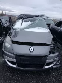 Dezmembrez Renault Megane Scenic 3 