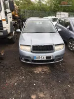 Capota Fata Fara Grila Skoda Fabia 