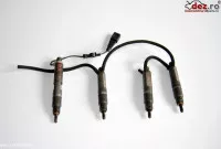 Injector Volkswagen Golf 2003 Piese auto în Constanta, Constanta Dezmembrari