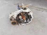 Cutie Viteze Jus 5 Trepte Vw Polo 9n 1 2 12v 64 Cai An 2007 02t301103k