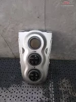 Panou Comanda Clima Ac Toyota Yaris 2 P9 758909 (11881120)
