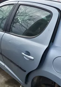 Portiera Spate Stanga Peugeot 207 1 4 Hdi An 2009