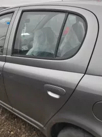 Portiera Spate Stanga Toyota Yaris Verso 1 4 An 2004