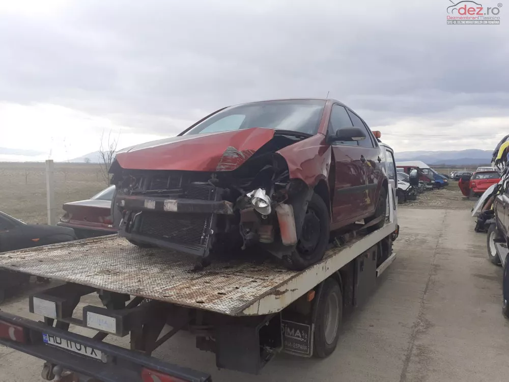 Dezmembrez Volkswagen Polo 1 2 I 65cp An 2007 