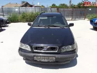Dezmembrez Volvo V40 2003 Motor 1 9 D4192t3 85kw 115cp 