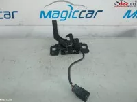 Incuietoare capota fata Opel Insignia 2010