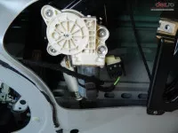Macara Stanga Spate Mercedes Cls 2004 2010 C219 W219 334726510 