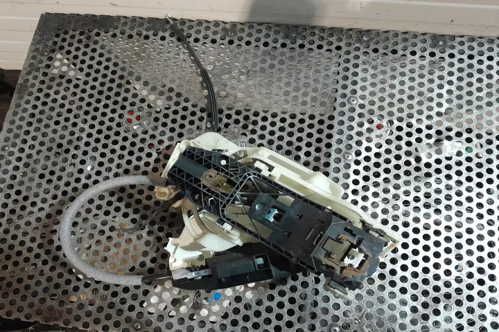 Broasca Usa Spate Stanga Volkswagen Vw Tiguan 5n [2007 2011] Crossover 2 0 Tsi