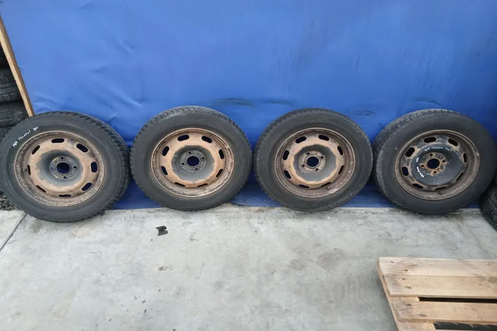 Jante Tabla Cu Anvelope 15 Set Peugeot 307 [2001 2005] Hatchback 5 Usi 1 6 Hdi Mt