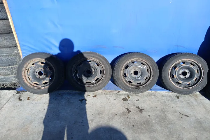 Jante Tabla Cu Anvelope 15 Set Peugeot 307 [2001 2005] Hatchback 5 Usi 2 0 Hdi Mt
