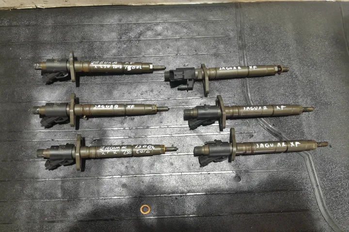 Injector Motorina Jaguar Xf X250 [2007 2011] Sedan 4 Usi 
