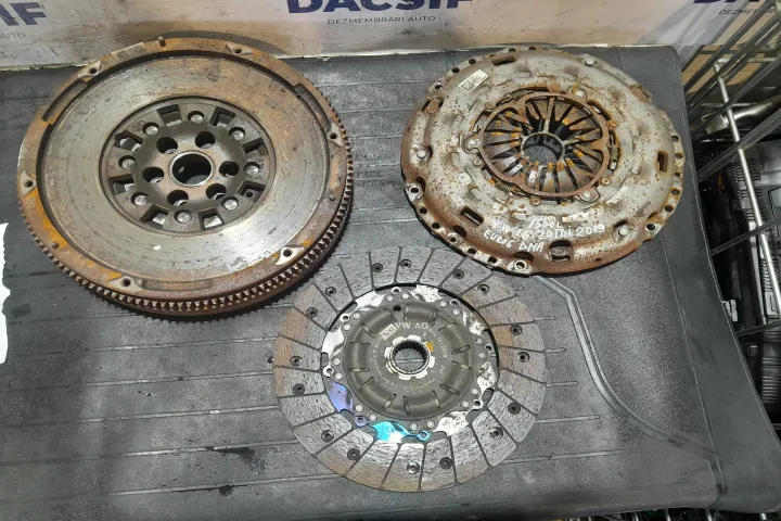 Kit Ambreiaj Volkswagen Vw Transporter T6 [2015 2020] Kombi Minivan 4 Usi 2 0 Tdi