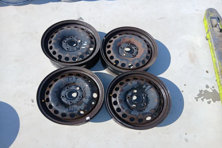 Jante Tabla 15 Set Volkswagen Vw Touran [facelift] [2006 2010] Cross Minivan 5 