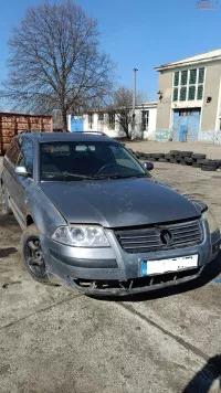 Dezmembrez Vw Passat An 2002 1 9 Diesel 74kw Tip Motor Avb