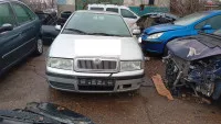 Dezmembrez Skoda Octavia An 2001 E4 1 6 Benzina 75kw Motor Avu