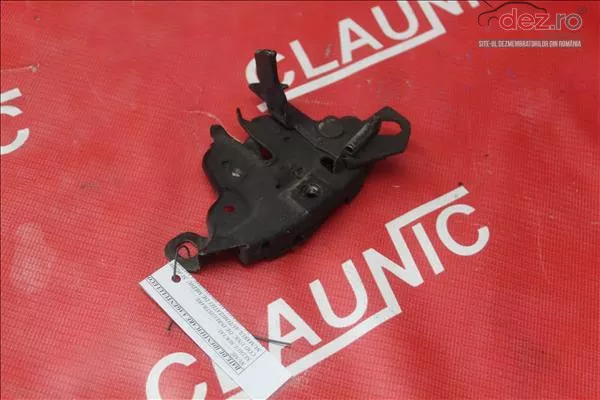Incuietoare capota fata Nissan Pathfinder 2005