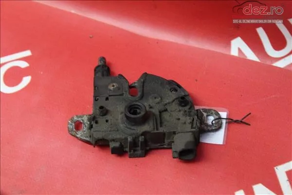 Incuietoare capota fata Ford Focus 2004