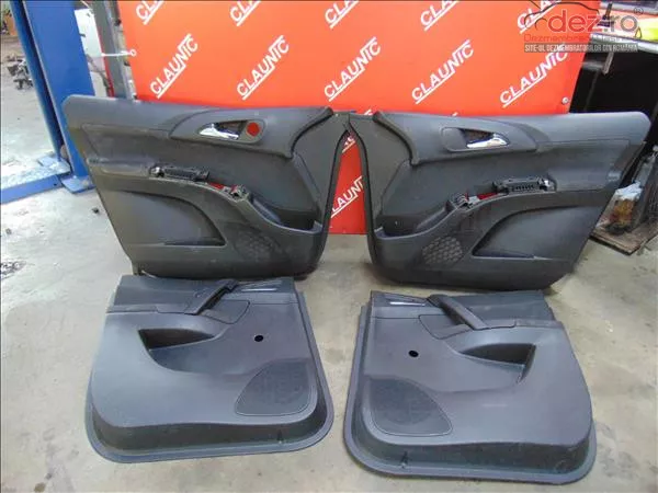 Tapiterie usa Opel Meriva 2010