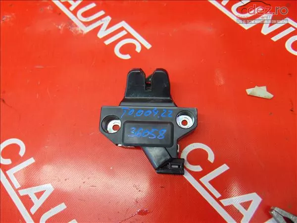 Incuietoare capota spate Toyota Avensis 2009