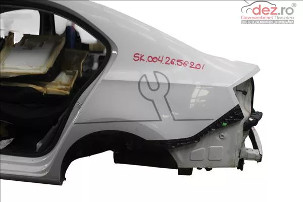 Aripa spate Skoda Rapid 2012