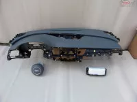 Plansa Bord Piele Audi A8 2016