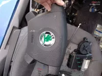 Dezmembrez Skoda Fabia 1 din 2003