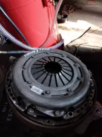 Kit Ambreiaj Cu Volanta Ford Focus 3 T1db / T3db Piese auto în Acatari, Mures Dezmembrari