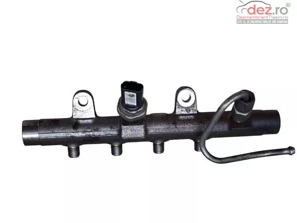 Rampa injectoare Nissan Juke 2010