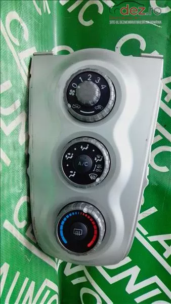 Clima habitaclu Toyota Yaris 2005