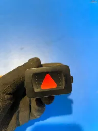 Buton Avarii Vw Volkswagen Bora 1 6 An 77kw Bcb 2002 Cod 1j0953235