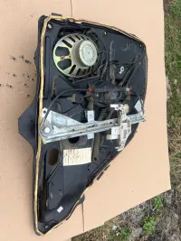 Macara Usa Dreapta Spate Ford Fiesta 1 4 Tdci 2005 Cod 2s61a045h22a Piese auto în Iasi, Iasi Dezmembrari