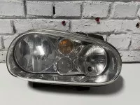 Far Dreapta Cu Lupa Volkswagen Golf 4 2004 Cod 1j1941016c