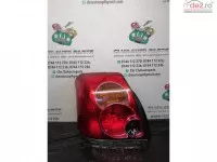 Stop Stanga Toyota Avensis 2006 (id 33a) 