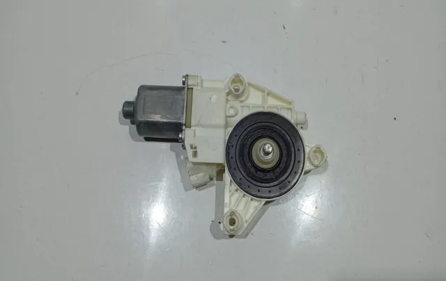 Motoras Macara Stanga Fata A2469065100 Mercedes Benz A Class W176 [facelift]