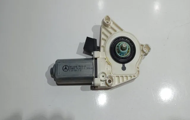 Motoras Macara Stanga Fata A1698201742 Mercedes Benz A Class W169 [2004 2008] 